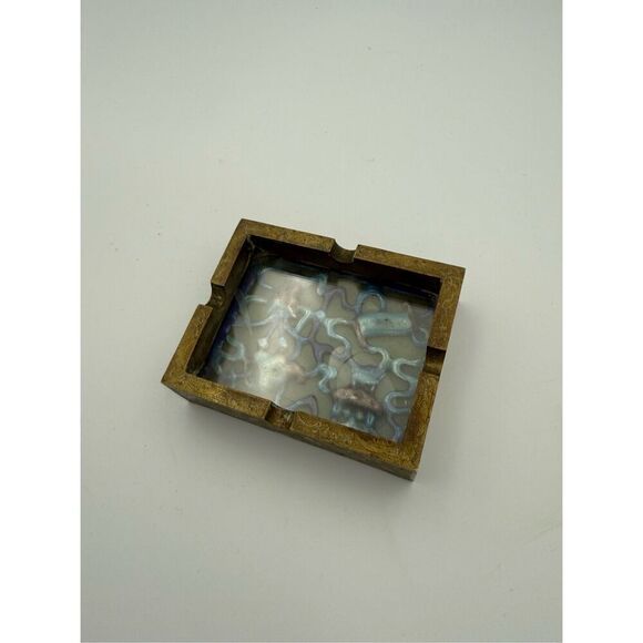 Late 19th century Chinese Bronze and Jade Inlay Ashtray - Picture 1 of 7